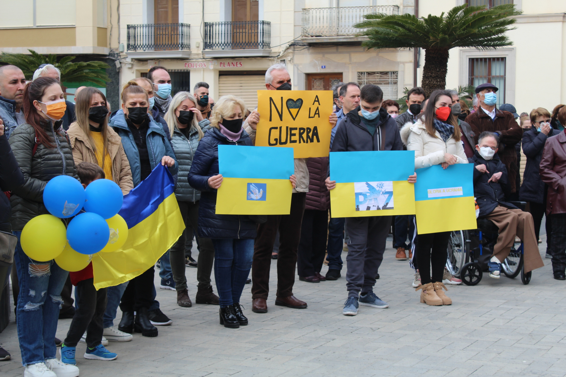 NULES DONA SUPORT AL POBLE UCRAÏNÈS