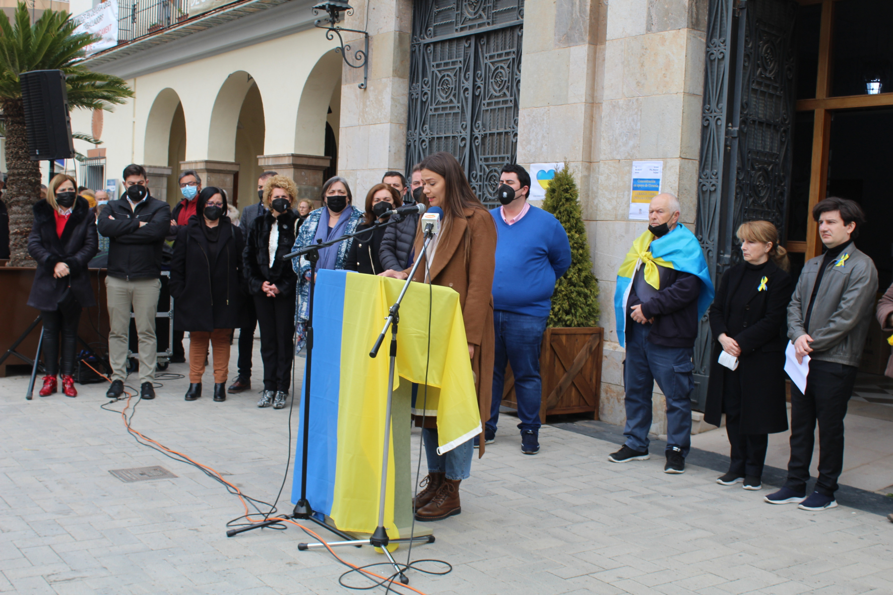 NULES DONA SUPORT AL POBLE UCRAÏNÈS