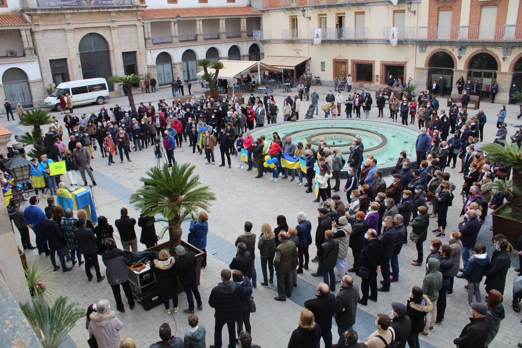 NULES DONA SUPORT AL POBLE UCRAÏNÈS