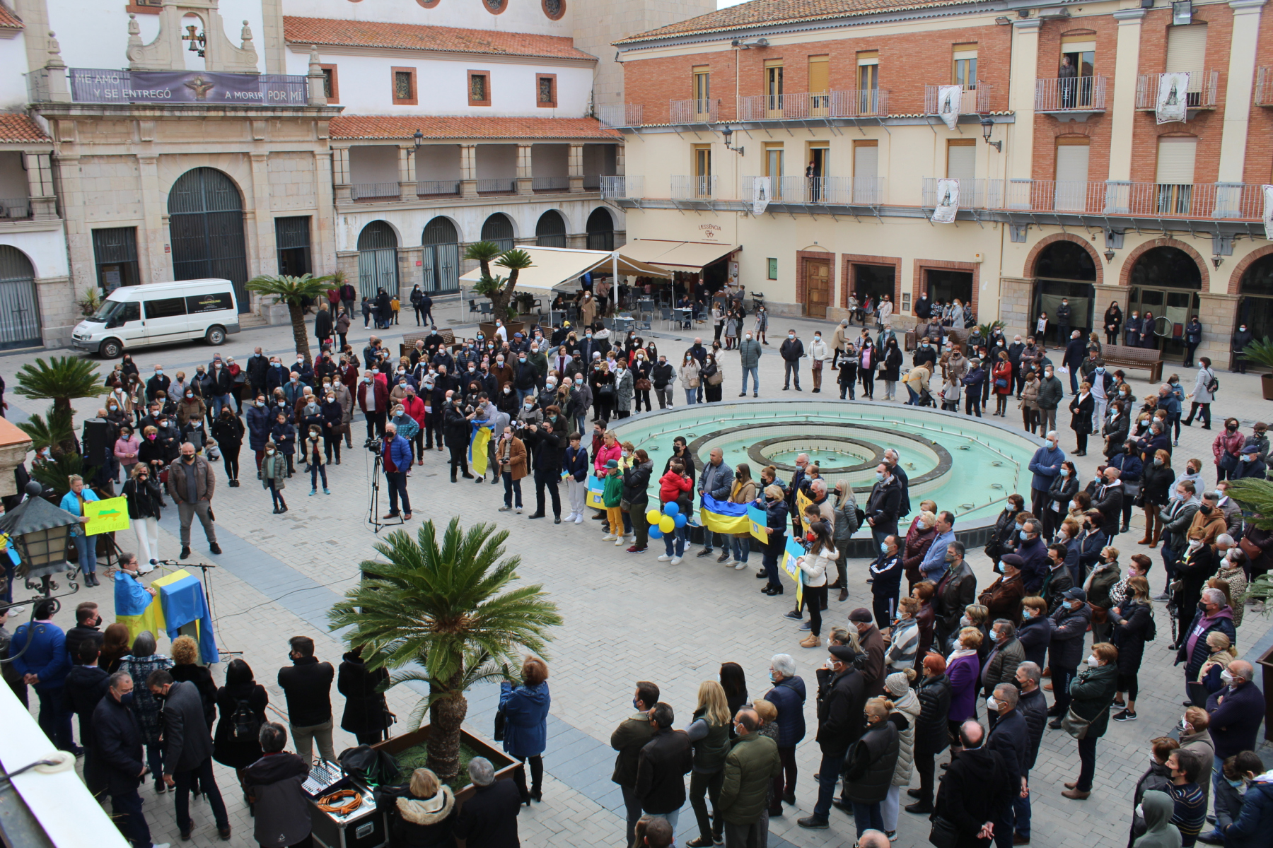 NULES DONA SUPORT AL POBLE UCRAÏNÈS