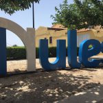 NULES EMBELLECE LA ZONA MARÍTIMA CON LA INSTALACIÓN DE LAS LETRAS DEL MUNICIPIO