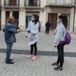 Nules reparteix mascaretes en les zones comercials del municipi