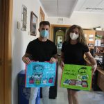 Nules promociona el valencià amb el repartiment de borses per a la compra