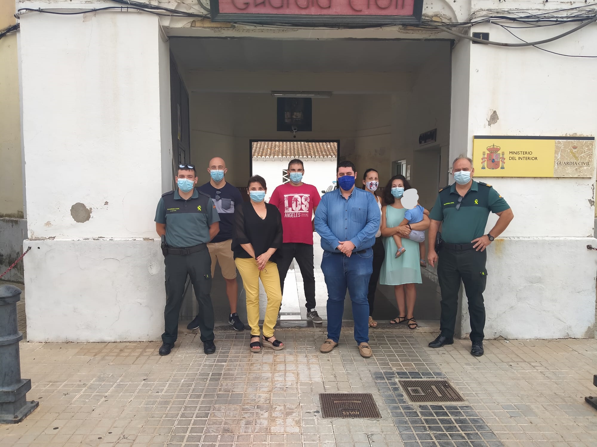 VISITA-CUARTEL-NULES