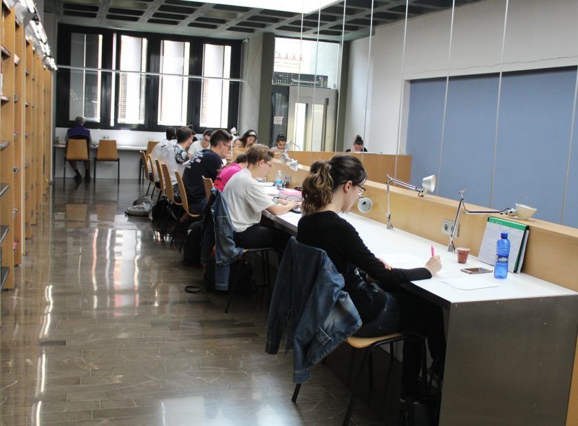 biblioteca