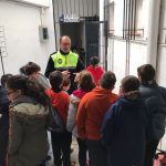Escolars de Nules coneixen les diferents dependències municipals