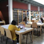 La sala d’estudi de la biblioteca de Nules s’ompli en període d’exàmens