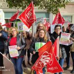 Nules dona suport a la manifestació de les netejadores de l’IES i Los Gorriones davant el retard en el pagament del sou