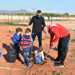 NULES CELEBRA EL DIA DE L’ARBRE AMB LA PLANTACIÓ D’ARBRAT EN LA ZONA DE LA SERRALETA