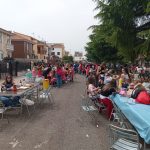 MILERS DE PERSONES PARTICIPEN EN LA TRADICIONAL FESTA DE LES PAELLES DE NULES