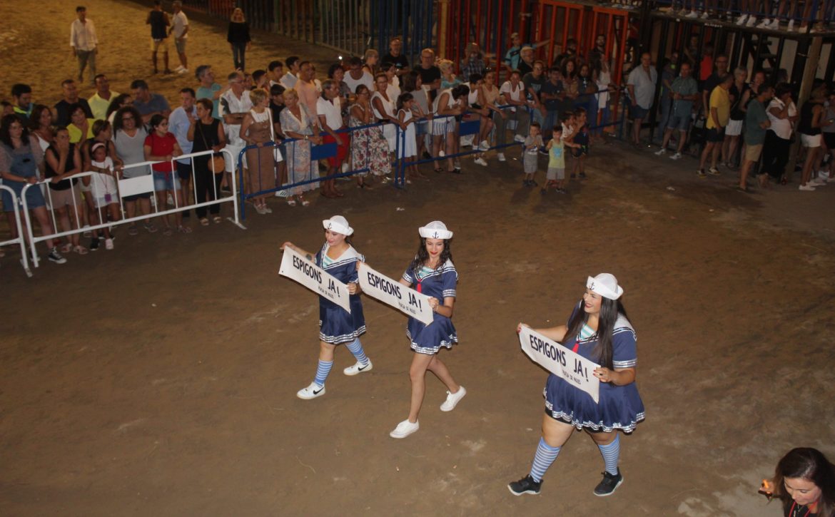 REINA DE LA VILA I DAMES