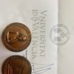 NULES AMPLIA EL SEU FONS MUSEÍSTIC AMB LA DONACIÓ DE DOS MEDALLES D’ENRIQUE GINER