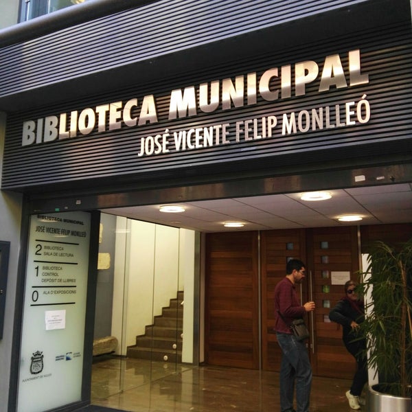 BIBLIOTECA MUNICIPAL