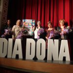 NULES ATORGA LA INSÍGNIA D’OR A CINC DONES EMBLEMÀTIQUES DEL POBLE