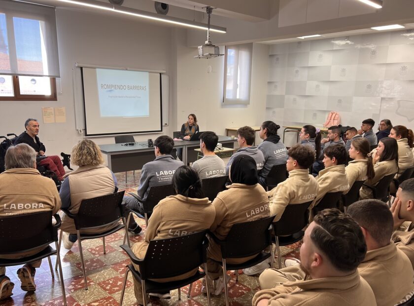 CHARLA JAVI MONFERRER