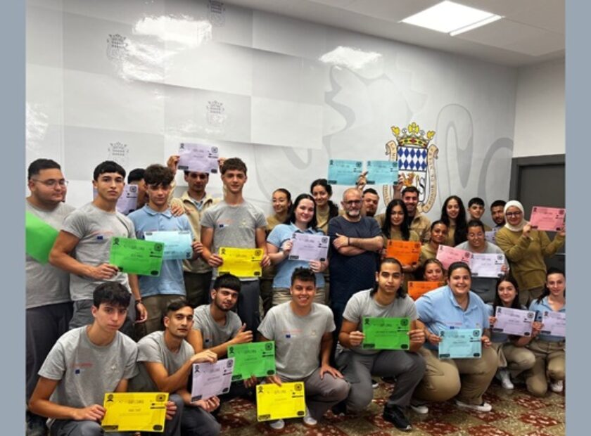OK ENTREGA DIPLOMAS ALFABETIZACIÓN