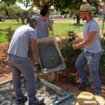 ALUMNES D'OBRA INICIEN LA CONSTRUCCIÓ D'UNA ZONA DE PIC NIC AL LABERINT ECOLÒGIC