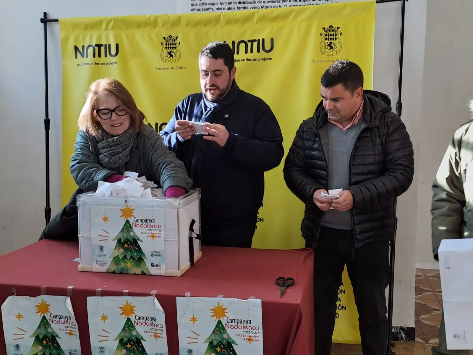 NULES YA TIENE GANADORES DEL SORTEO DE LA CAMPAÑA DE NAVIDAD PARA PROMOVER LAS COMPRAS EN EL COMERCIO LOCAL