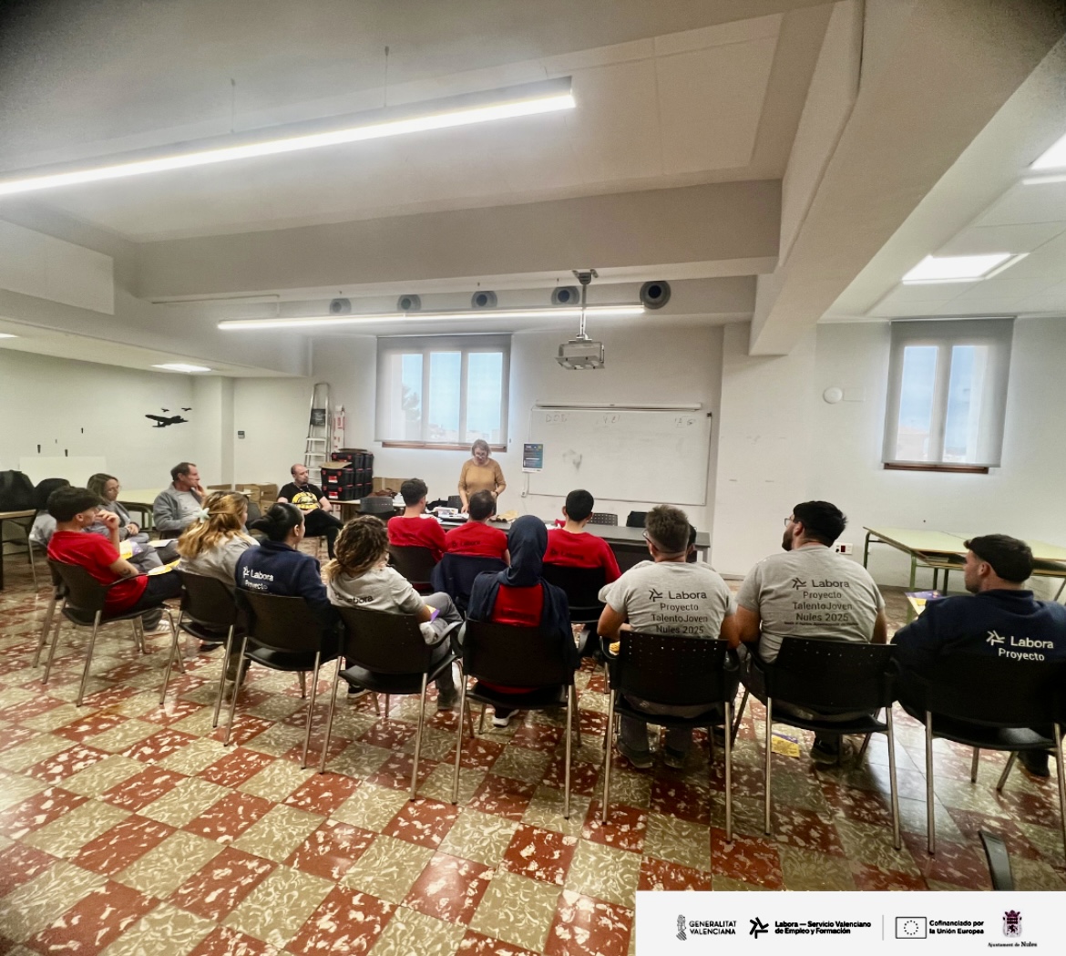 FOTO CHARLA VIOLENCIA DE GÉNERO